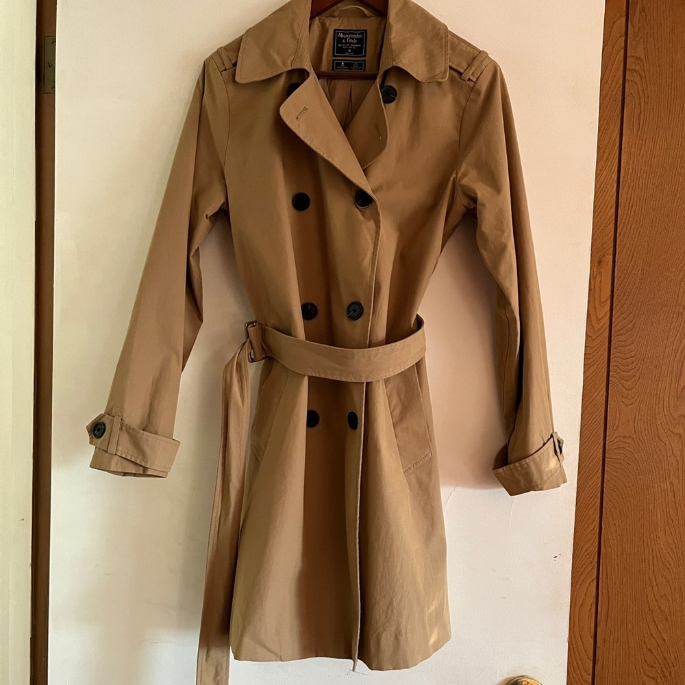 Abercrombie & Fitch Trench Coat